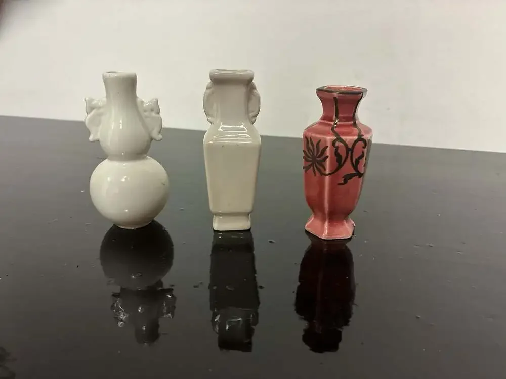 Set of 3 Vintage Miniature Ceramic Bud Vases
